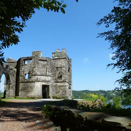 Pearsall * Ambleside